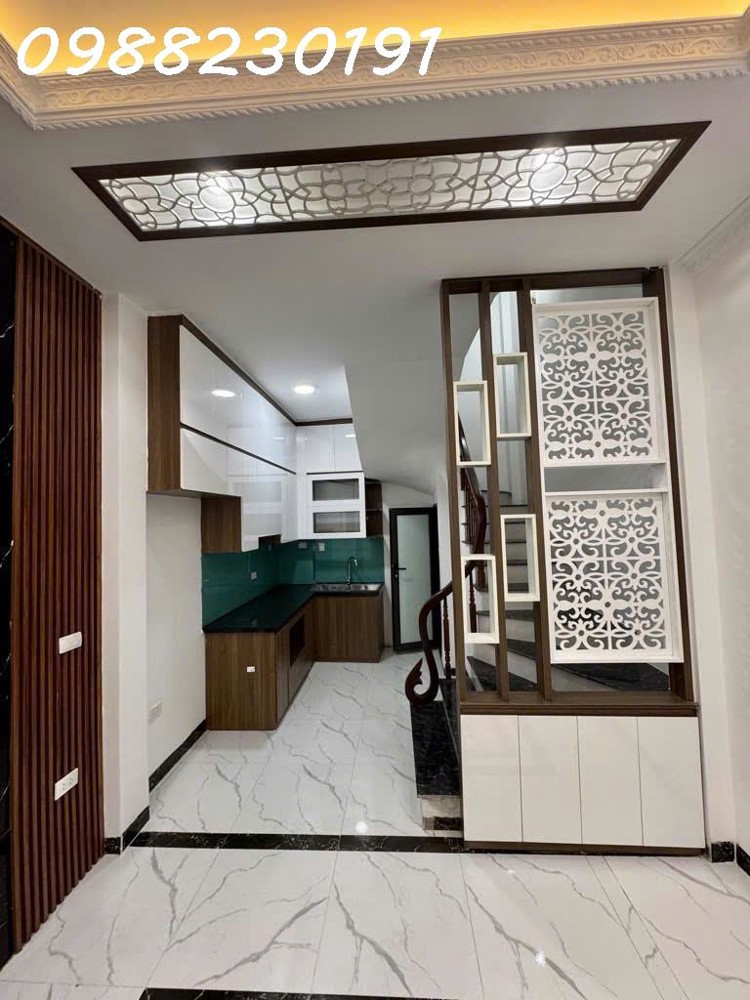 HÀNG HIẾM Bán nhà Vũ Đức Thuận - 5 tầng - xây mới - ở luôn - ngõ gần ô tô nhỉnh 5 tỷ