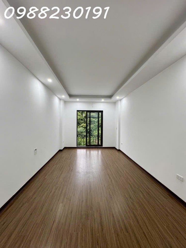 HÀNG HIẾM Bán nhà Vũ Đức Thuận - 5 tầng - xây mới - ở luôn - ngõ gần ô tô nhỉnh 5 tỷ