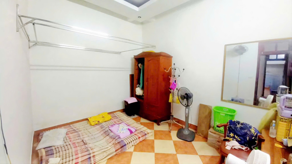 Bán nhà Hoàng Hoa Thám 54m² ngõ thoáng gần phố giá đầu tư 9 tỷ