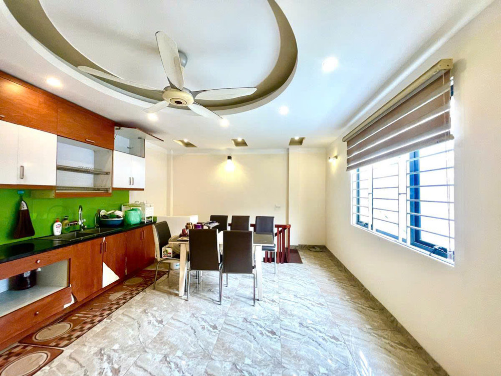 Bán nhà phân lô Hoàng Văn Thái - Lô góc Kinh doanh - 10m ra mặt phố 48/60m 5 tầng 18,3 tỷ