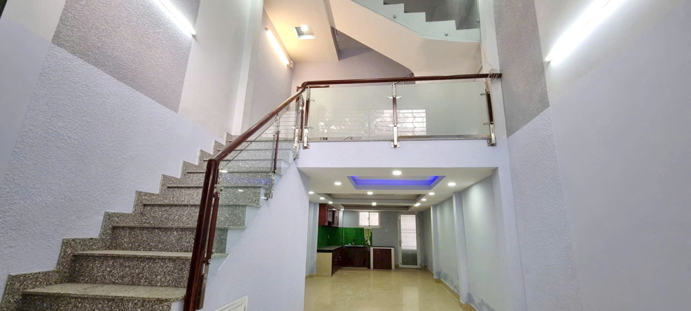 Nhà lửng+lầu đường nội bộ Bùi Minh Trực P6Q8