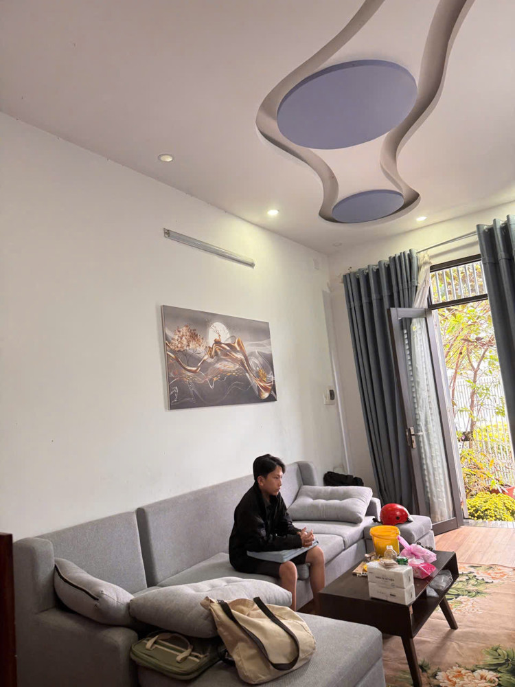 Bán nhà 1 trệt 1 lầu hẻm Xóm Chiếu, gần KĐT Vĩnh Điềm Trung, 100m², giá 3,9 tỷ