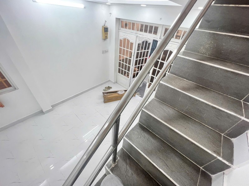 Bán nhà  đường Số 11, Phường Trường Thọ, Thủ Đức. DT 48m2, 2 tầng, 3PN, SH, giá 4.45  tỷ