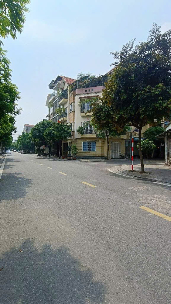 KHÔNG THỂ TIN NỔI TĐC VIỆT HƯNG 6 TẦNG THANG MÁY-- Ô TÔ TRÁNH, VỈA HÈ, 45M2 - 9, 2 TỶ