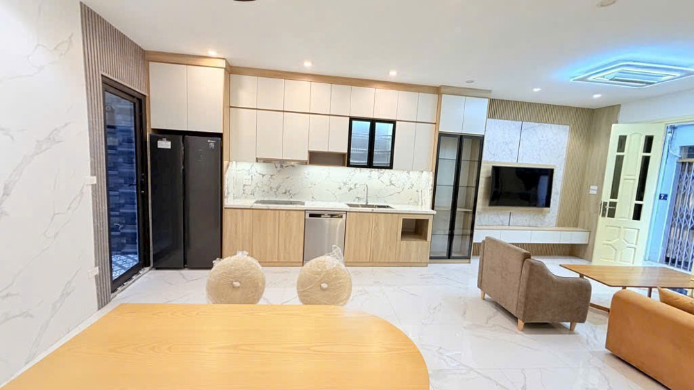 HƠN 7 TỶ -- THƯỢNG THANH - LONG BIÊN- NHÀ MỚI Ở NGAY  45M2-4T- GẦN ĐƯỜNG LỚN