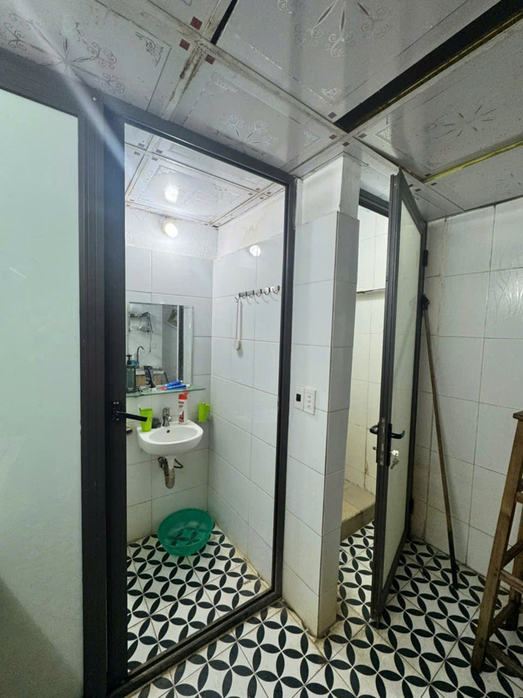 Bán nhà Phố Hương Viên, 26m2 x 2.5 tầng, sổ đỏ riêng, 4 tỷ