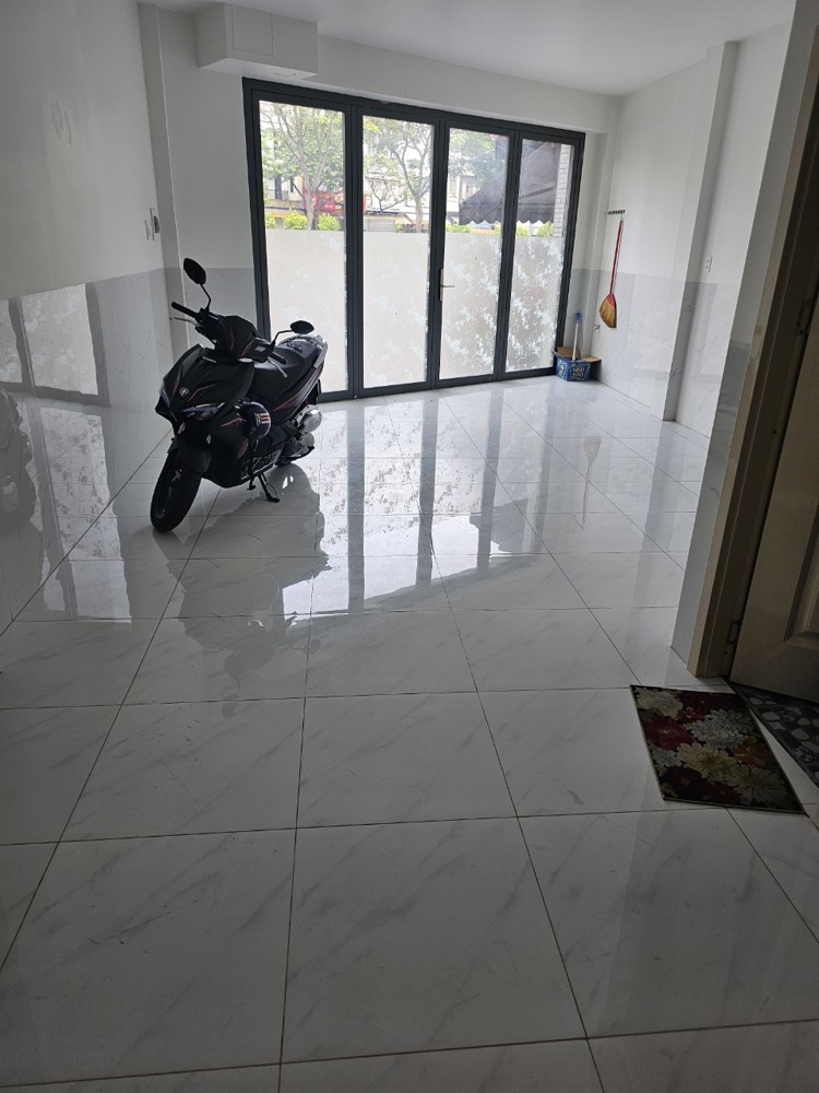 Bán Nhà 4 Tầng Mặt Tiền Phạm Văn Đồng - Phường 3 - Gò Vấp