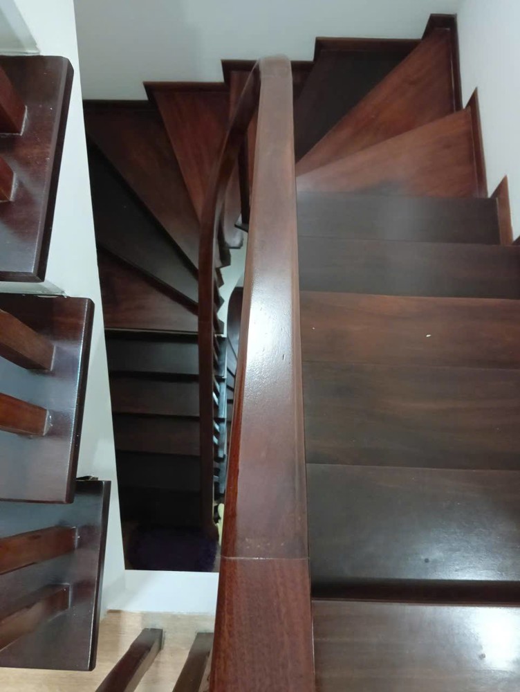 Nhà đẹp, mặt Ngõ Nguyễn Khánh Toàn, DT60m, MT 4m, 5 tầng, 8P. ngủ, ngõ thông (14.75 tỷ)