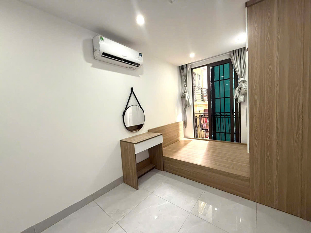 Bán tòa nhà 7T Nguyễn Lương Bằng giá 23,5 tỷ cho thuê 140tr/tháng 1,68tr/năm