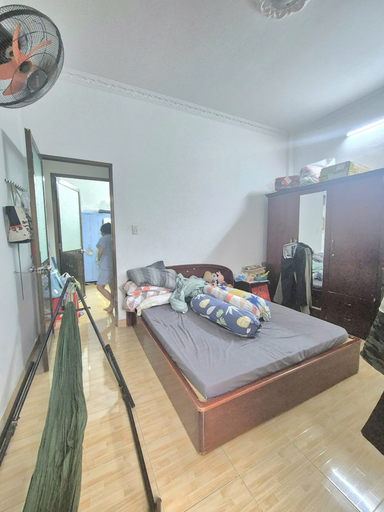 Bán nhà hẻm Lũy Bán Bích, phường Tân Thới Hòa, quận Tân Phú