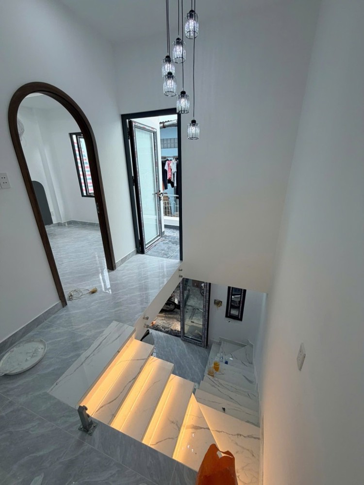 Biệt Thự Mini Âu Cơ TBình Chỉ 4.748 Tỷ– 2Tầng Đúc Đẹp – Full Nội Thất Cao Cấp