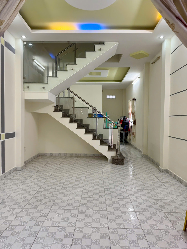 BÁN NHÀ 2 TẦNG 4 X 13,6M  SHR HẺM XE HƠI  LÂM THỊ HỐ, TÂN CHÁNH HIỆP Q12 GIÁCHỈ 3,8 TỶ TL