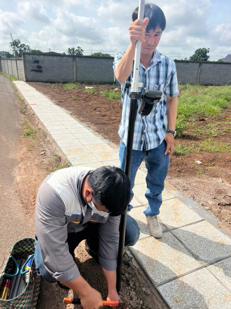 Sỉ 17 lô tại nghĩa thành “ mới” đường nhựa vỉa hè . Cách đường lớn quốc lộ 150”