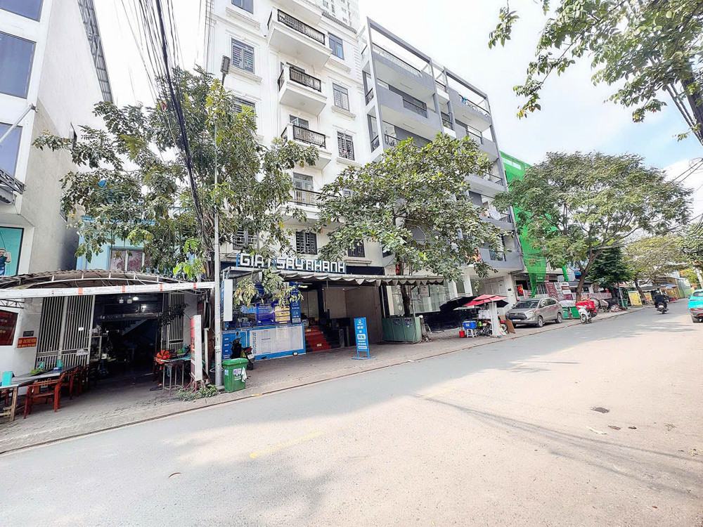 BÁN NHÀ 3 TẦNG MTKD Đ.LÊ THỊ CHỢ, BÌNH THUẬN, QUẬN 7 - NGANG VUÔNG ĐẸP 5M*36M - CHÍNH CHỦ 1 ĐỜI XƯA