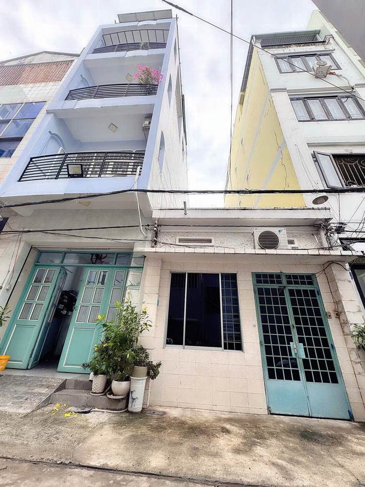 CHÍNH CHỦ 1 ĐỜI SỔ - BÁN NHÀ 2 TẦNG XE HƠI NGỦ TRONG NHÀ Đ.ĐINH CÔNG TRÁNG, QUẬN 1 - NGANG ĐẸP