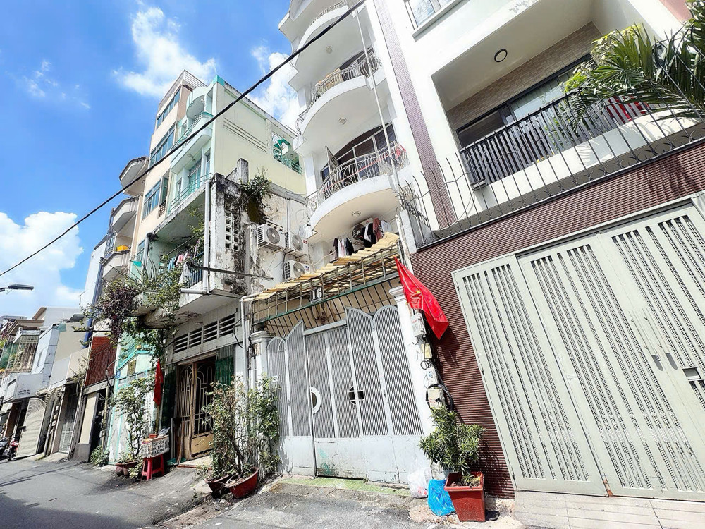 CHÍNH CHỦ BÁN NHÀ 2 TẦNG MẶT TIỀN KD ĐƯỜNG HUYỀN QUANG, QUẬN 1 - NGANG 4M*16M - CHÀO CHỈ 15,5T 