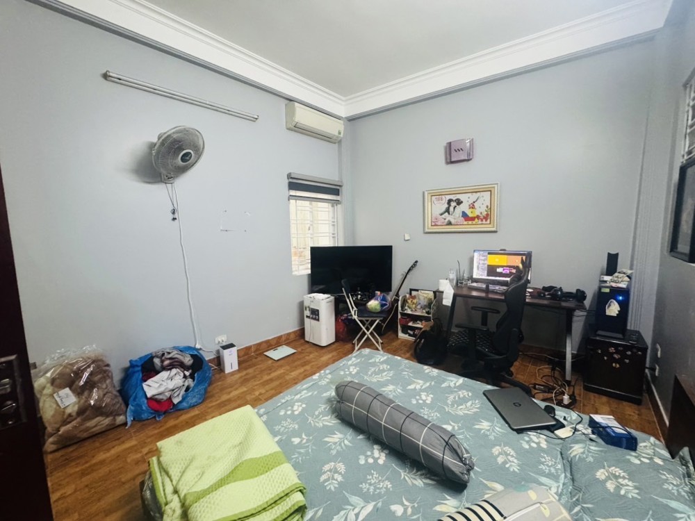 QUAN HOA CẤU GIẤY 25M x5 TẦNG CHỈ 4,5 TỶ GẦN CHỢ,GẦN Ô TÔ,NGÕ THÔNG