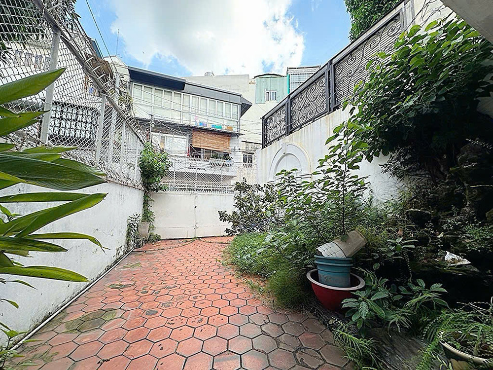 BÁN BIỆT THỰ 2 TẦNG ĐƯỜNG VÕ THỊ SÁU, QUẬN 1 - NGANG HIẾM 7,9M*26M - CHÍNH CHỦ 1 ĐỜI XƯA