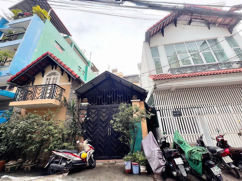 BÁN NHÀ KIỂU BIỆT THỰ MÁI NGÓI Đ.NGUYỄN CẢNH CHÂN, QUẬN 1 - NGANG VUÔNG ĐẸP 6,3M *14M - KHU VIP