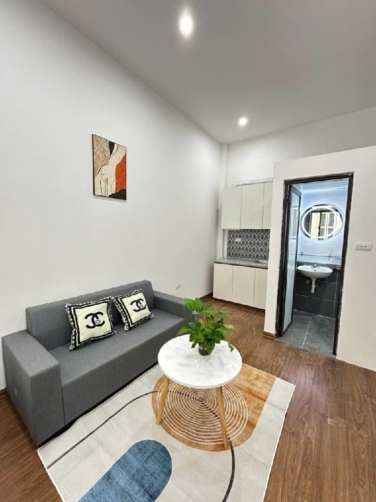 CCMN - TT CẦU GIẤY - CÁCH Ô TÔ 50M - GẦN NHIỀU TRƯỜNG ĐH - DÒNG TIỀN 40 TRIỆU/THÁNG _ 45M2