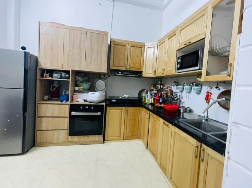 BÁN NHÀ ĐƯỜNG LÁNG, NHÀ ĐẸP DÂN XÂY, GẦN PHỐ - 39M2, 5T, 8.5 TỶ