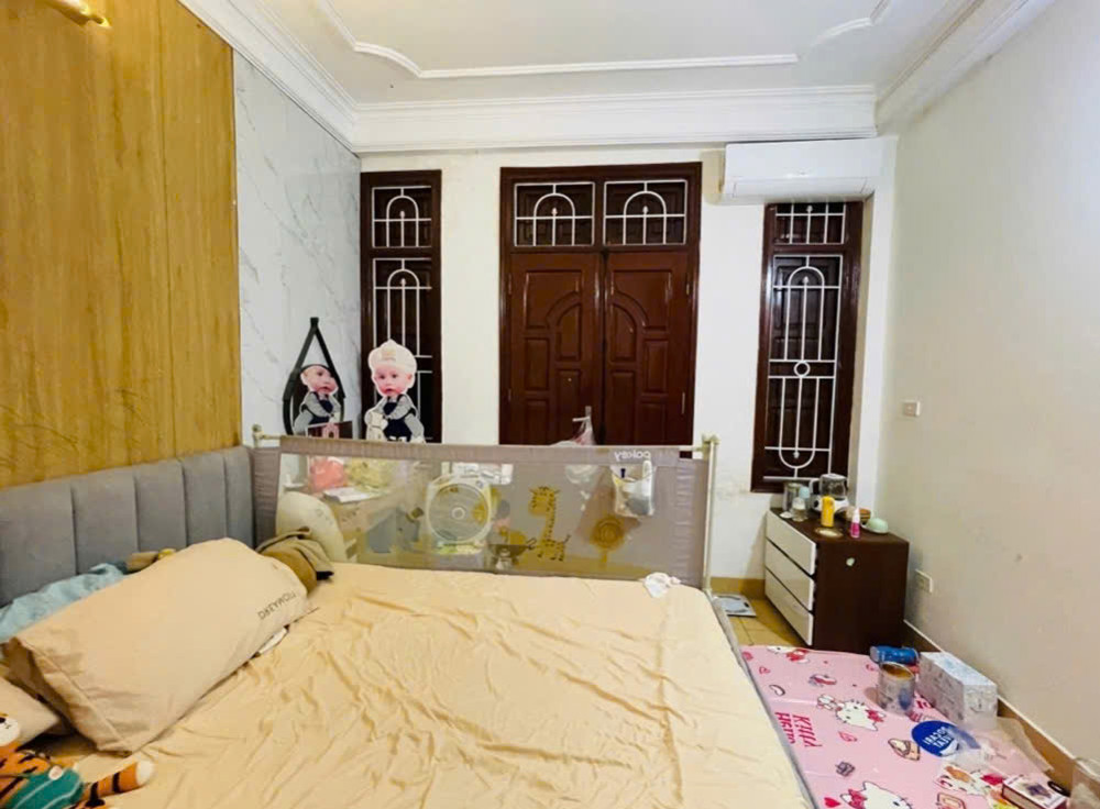 BÁN NHÀ ĐƯỜNG LÁNG, NHÀ ĐẸP DÂN XÂY, GẦN PHỐ - 39M2, 5T, 8.5 TỶ