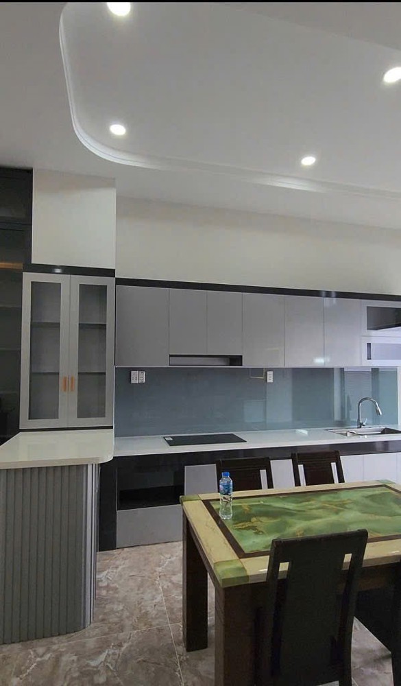 Bán nhà 3 tầng, 3PN, đường 160, Tăng Nhơn Phú A, Q9, TP HCM. DT 100m2, SH, giá 6.7 tỷ