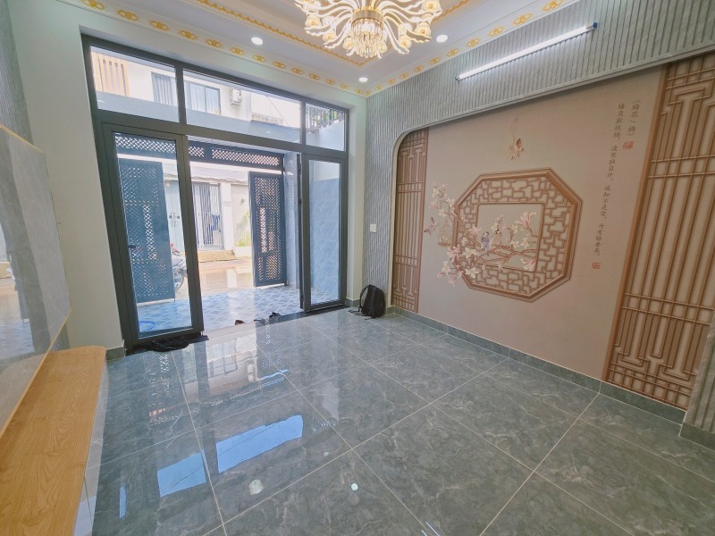 Bán nhà 3 tầng, 4PN hẻm xe hơi đường Số 6, Long Trường, Q.9. TP HCM. DT 56m2, SH, 5.55  tỷ