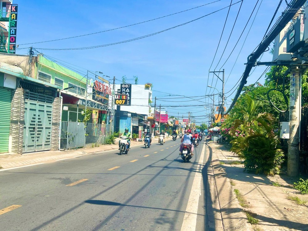 Bán đất 2 mặt tiền 30x70m giá 37 tỷ Đường Đỗ Văn Dậy