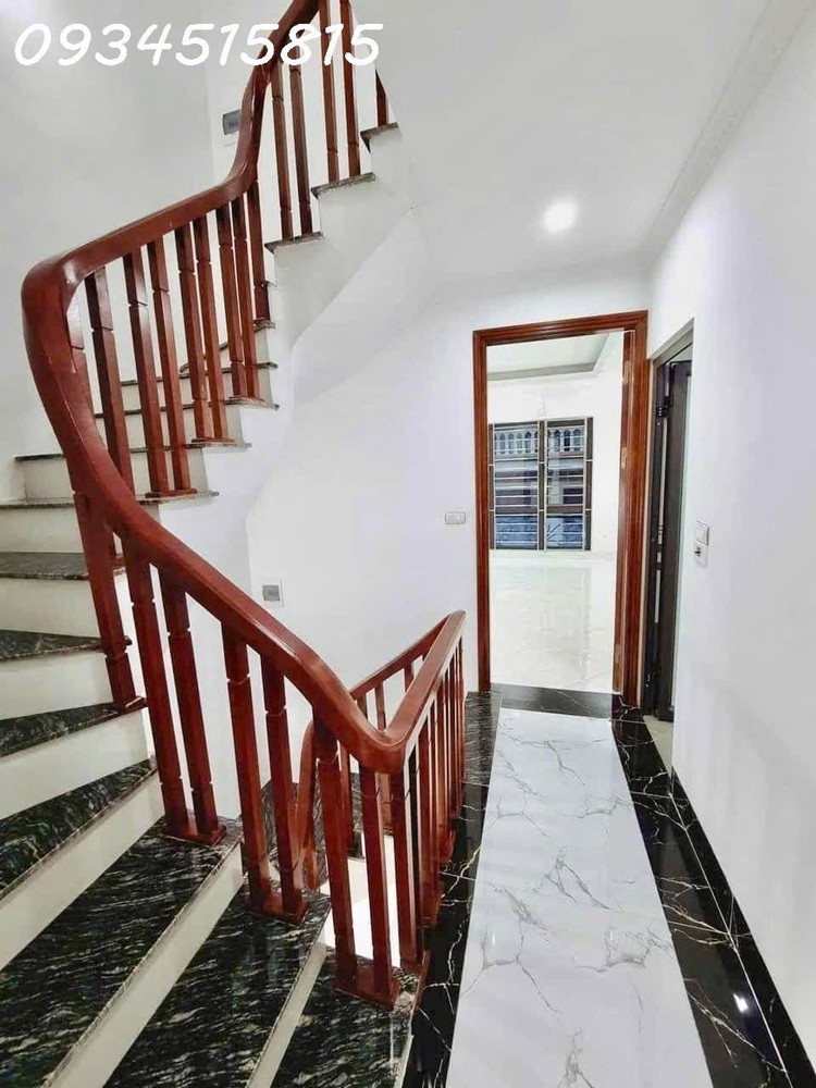 Bán nhanh nhà Kim Giang- Ô TÔ VÀO NHÀ - 30M RA Ô TÔ TRÁNH - 9 PHÒNG CHO THUÊ - 10,5ti - 6 tầng 52m