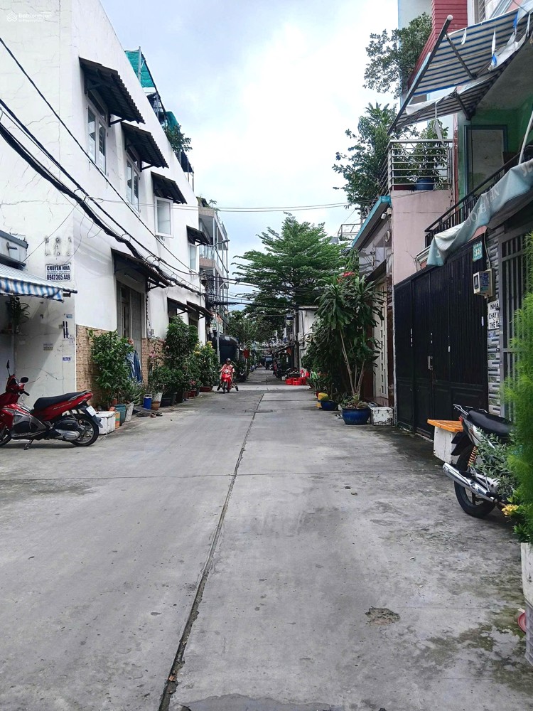 BÁN NHÀ - 2 TẦNG - PHẠM ĐĂNG GIẢNG - BÌNH TÂN - HẺM XE TẢI HƠI - 4X18 - NHỈNH 5 TỶ