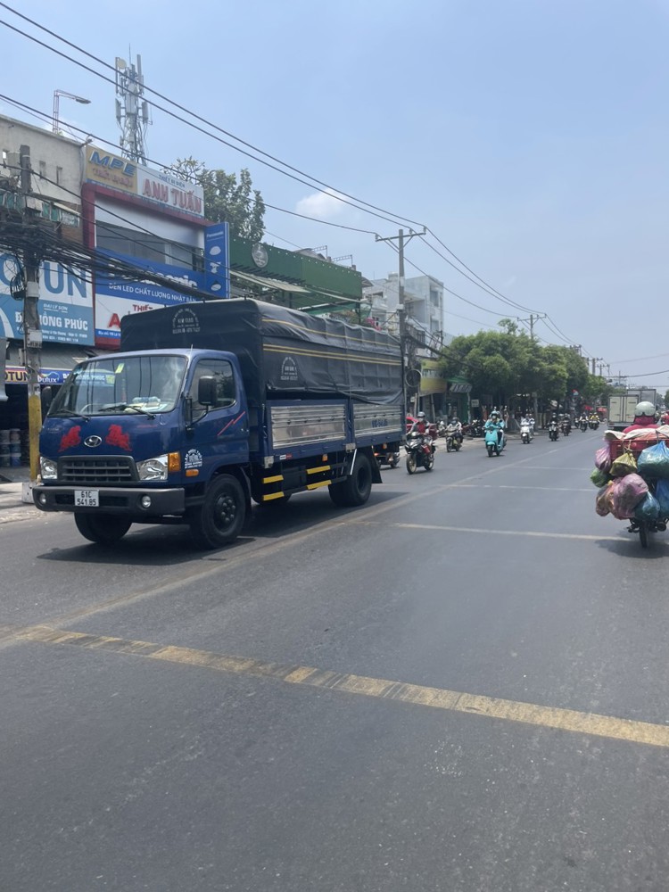 Bán mặt tiền 20x50m giá 80 tỷ Lê Văn Khương, Q12