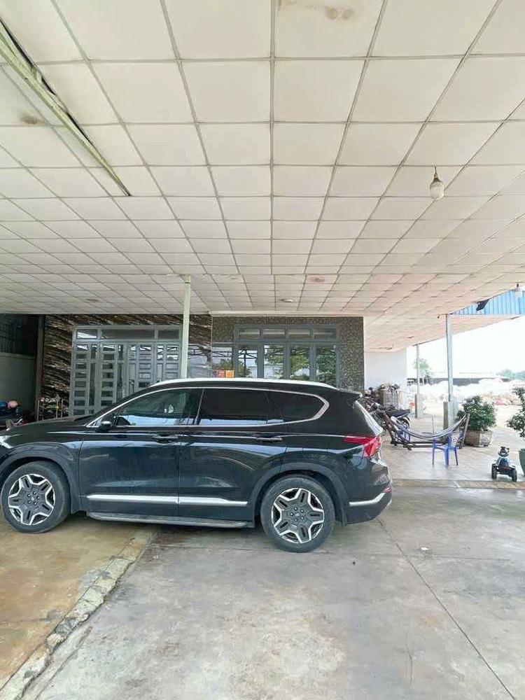 KHO XƯỞNG 5.870M2 MẶT TIỀN HUỲNH THỊ NA, HÓC MÔN GIÁ NGỘP CHỈ 35.8 TỶ