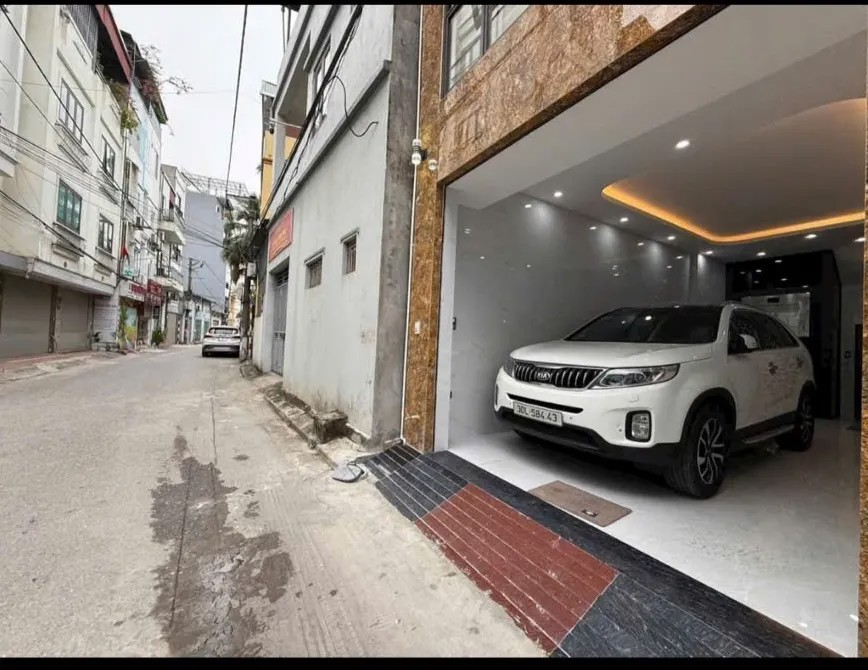 NHÀ MỚI 6 TẦNG Ô TÔ ĐỖ CỬA Phố Nguyễn Văn Linh 35m2 mặt tiền 3.7m 12.8 tỷ Long Biên