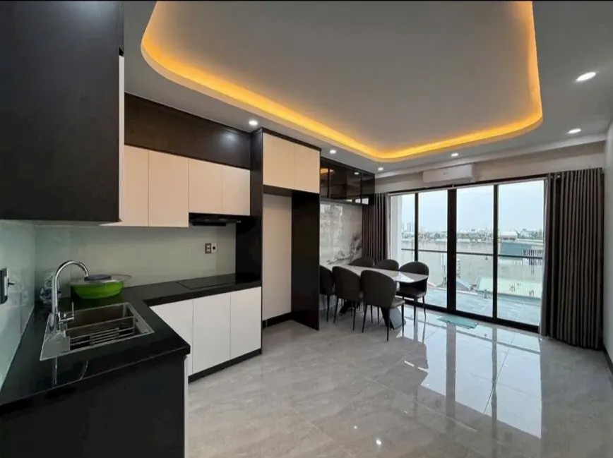 NHÀ MỚI 6 TẦNG Ô TÔ ĐỖ CỬA Phố Nguyễn Văn Linh 35m2 mặt tiền 3.7m 12.8 tỷ Long Biên