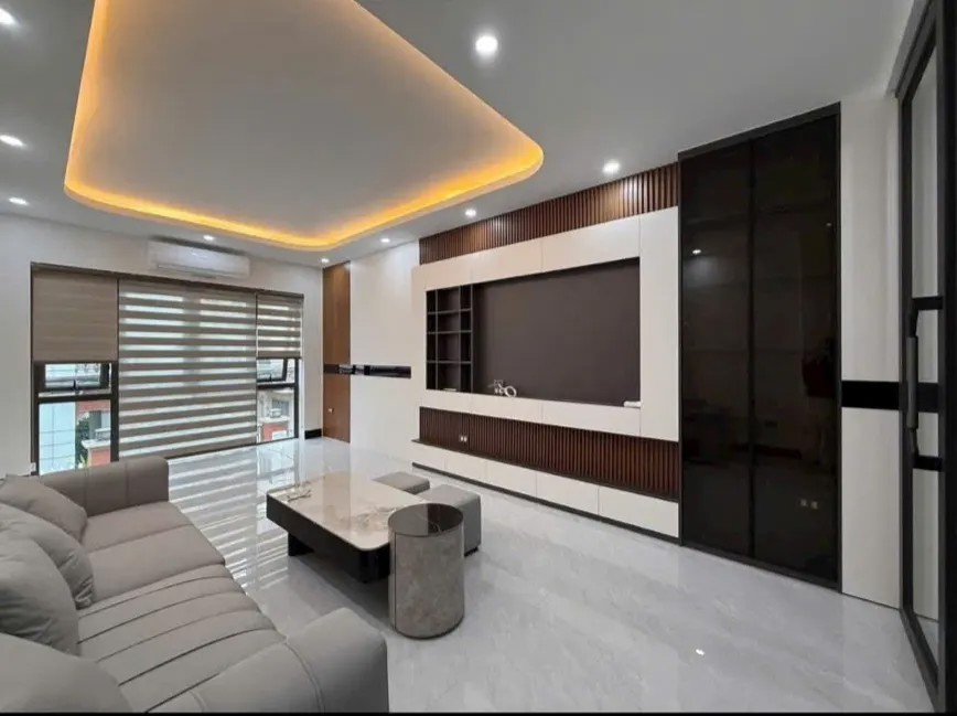 NHÀ MỚI 6 TẦNG Ô TÔ ĐỖ CỬA Phố Nguyễn Văn Linh 35m2 mặt tiền 3.7m 12.8 tỷ Long Biên