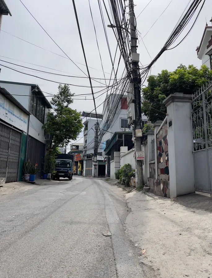 NHÀ MỚI FULL NỘI THẤT GẦN Ô TÔ Phố Nguyễn Văn Linh 34m2 6 Tầng 8 tỷ