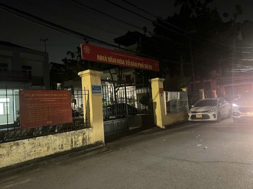 Bán nhà cấp 4 Đức Giang, Mặt ngõ ô tô thông, Sân rộng để được ô tô . tiện ích ngập tràn. Gía chỉ