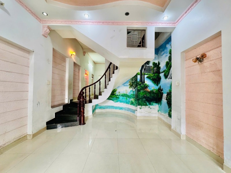 Bán nhà đường 160, Tăng Nhơn Phú A, Q.9, TP HCM. DT 68m2, 2 tầng, 3PN, sổ hồng. Giá 6.1 tỷ. LH: