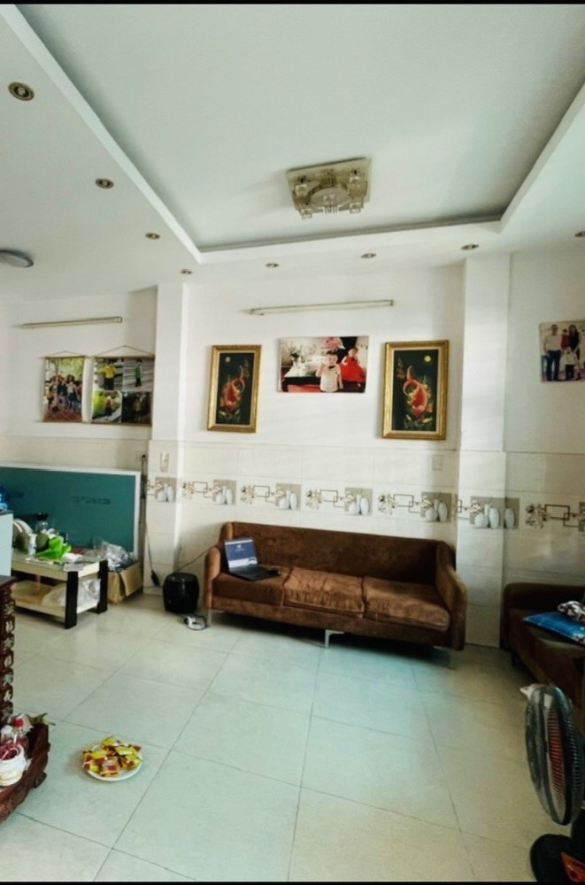 Bán nhà đường Tân Hoà 2, Hiệp Phú. Q9, TP HCM. DT 75 m2,  3 tầng, 4PN, SH. Giá  5.6 tỷ