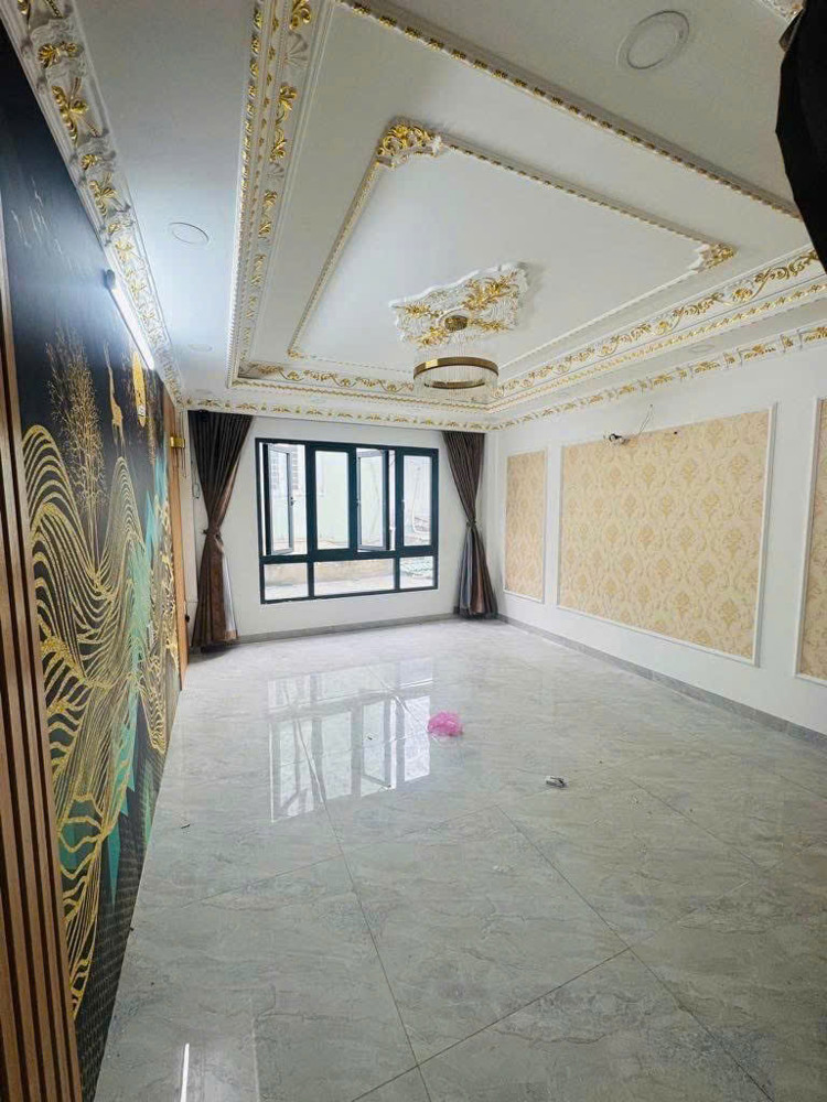 Lô góc mặt tiền kinh doanh nhánh Nguyễn Anh Thủ - cưc kì ngon và hiếm