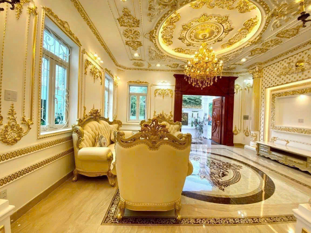 Biệt Thự Cao Cấp (12x20) MẶT TIỀN Hiệp Thành 44, Quận 12  218m² – Thiết Kế Tân Cổ Điển