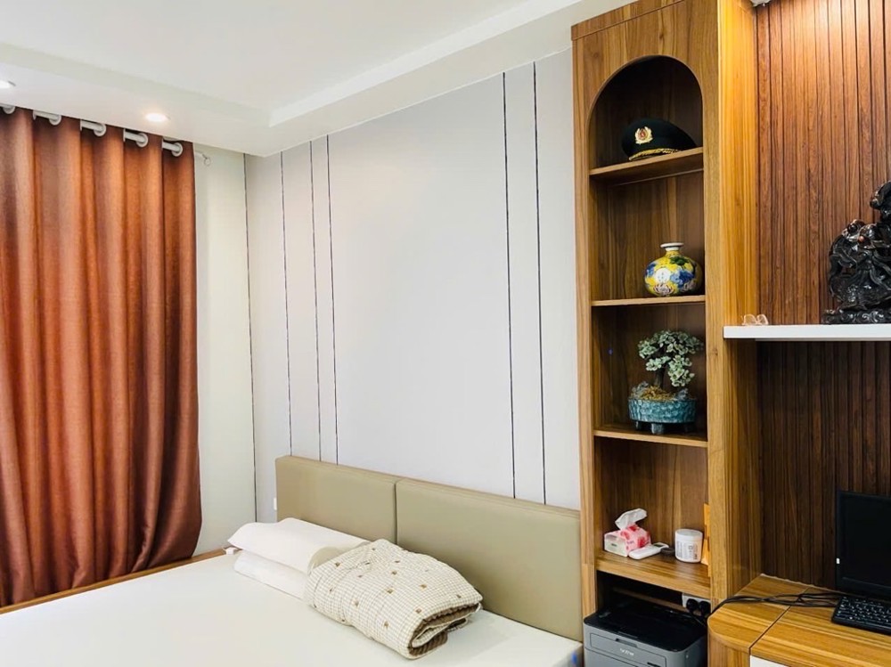 LẠC LONG QUÂN CẦU GIẤY Ô TÔ NGỦ TRONG NHÀ 40M x5 TẦNG MẶT TIỀN 5M-17,2 TỶ,FULL NỘI THẤT