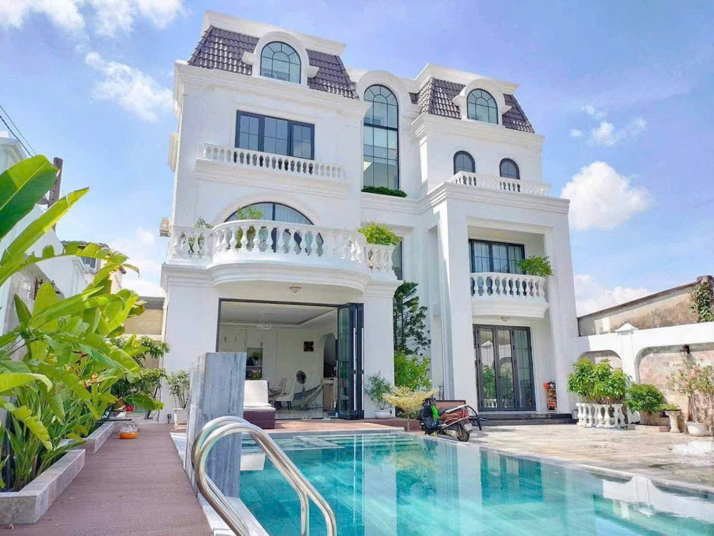 SIÊU BIỆT THỰ NGAY CÔNG VIÊN VÕ THỊ SÁU Q.12  THANG MÁY RIÊNG GIÁ 30T