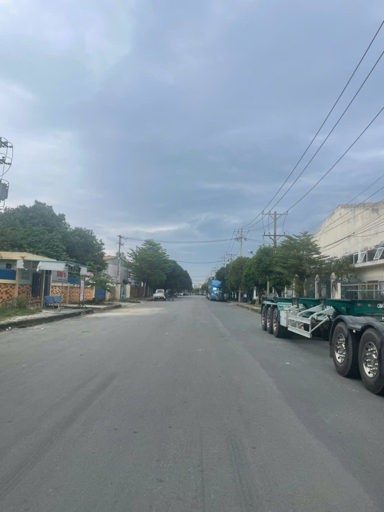 Bán kho xưởng siêu rẻ 4500m² trong KCN Tân Thới Hiệp, Tân Thới Hiệp, Quận 12