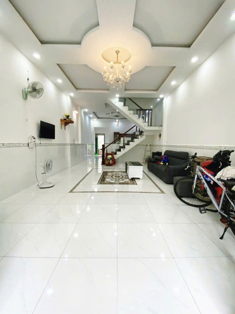 NHÀ ĐẸP – GIÁ TỐT –CHÍNH CHỦ CẦN BÁN CĂN NHÀ TẠI  kdc Xuyên Á, Mỹ Hạnh, Long An