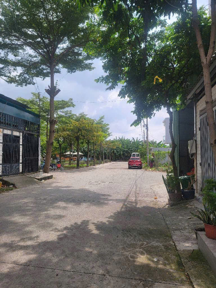 Bán gấp đất thổ cư Hà Huy Giáp, Thạnh Lộc, Quận 12: 150m2, sổ hồng riêng, giá chỉ 45TR/M2 - vị trí