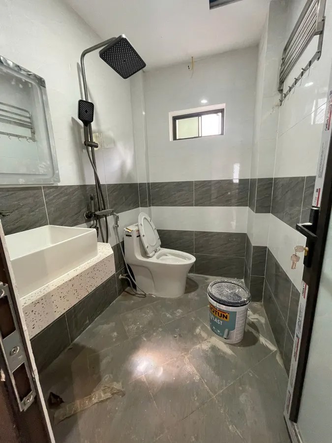 BÁN NHÀ MỚI- ĐẸP Ô TÔ ĐỖ CỬA FUL NỘI THẤT Phố Nguyễn Văn Cừ 44m2 10 tỷ Long Biên