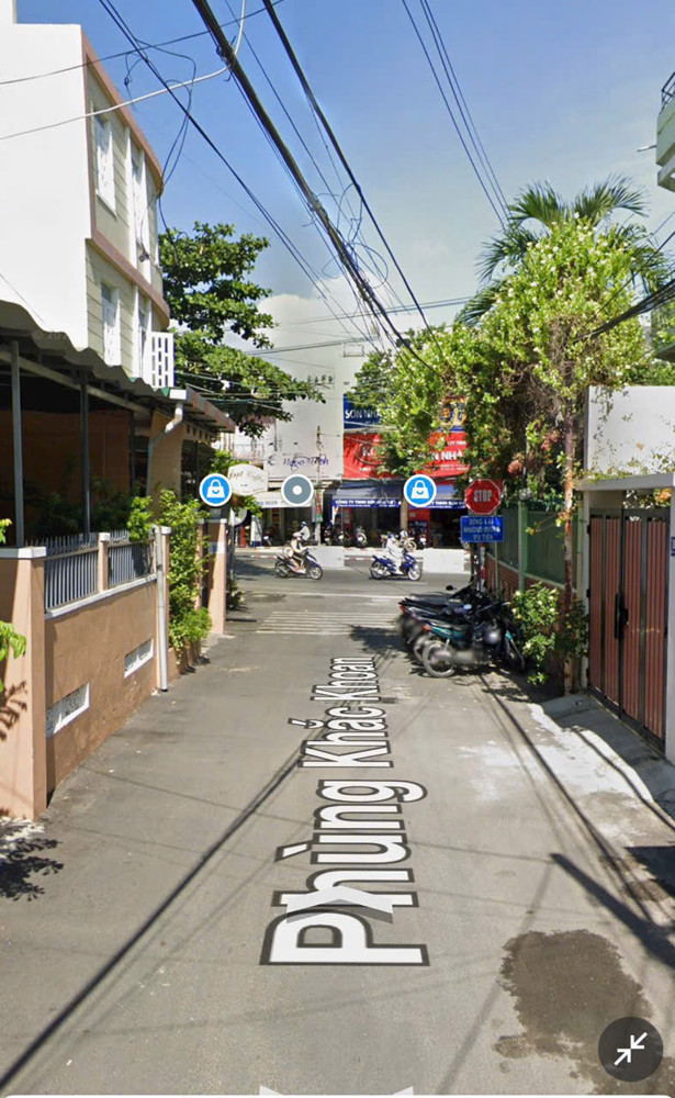 Bán Nhà Mặt Tiền Phùng Khắc Khoan-Nha Trang
-DT: 222m2 ngang 13,6m
-Hướng Tây Bắc
-Đường hiện