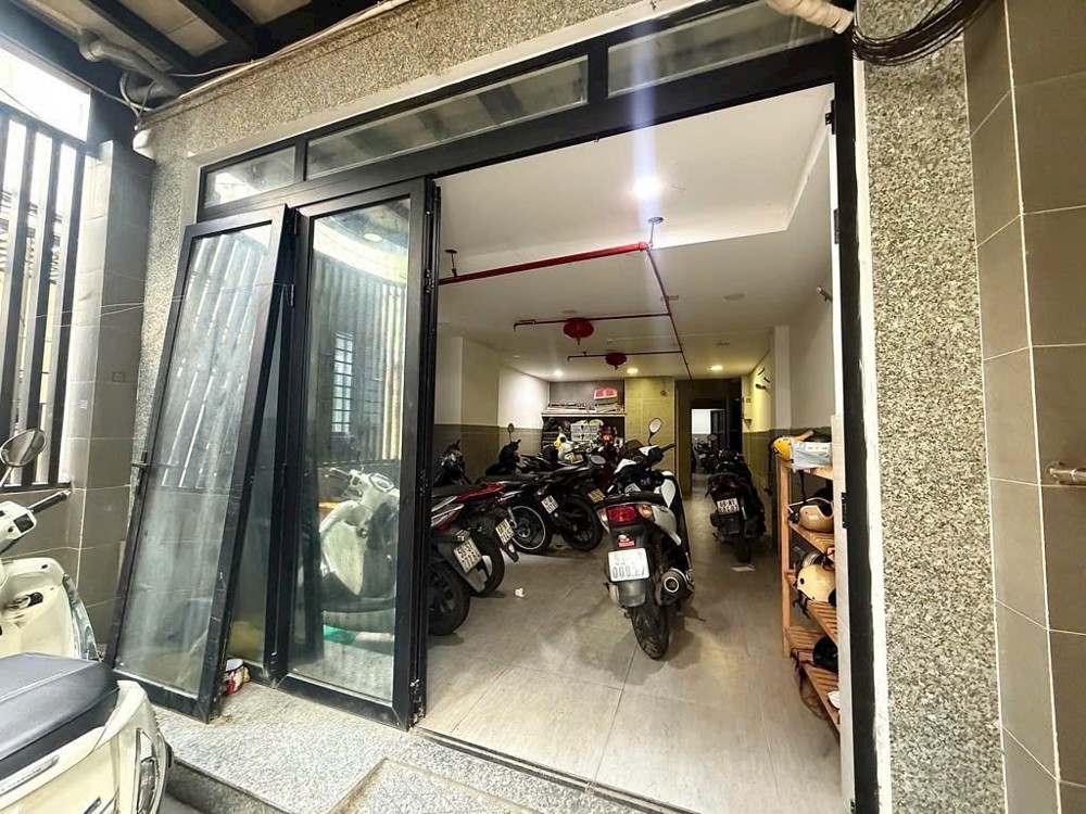 Cần bán toà CHDV Phan Đăng Lưu, P.3, 4.3x16m, 6 tấm, 14p full NT, 16.5 tỷ, TL